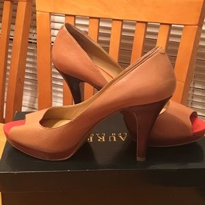 Nine West Danee Platform Heels, Camel, size 9